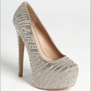 Steve Madden Dyvinal Silver Pewter Studded Embellished Platform High Heels